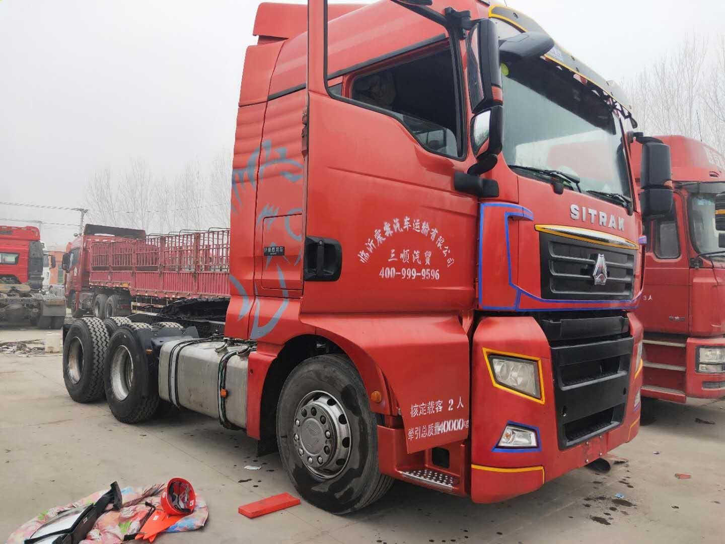 volvo挂车头图片