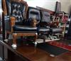 郑州专业回收紫檀木家具、黄花梨家具、班台班椅